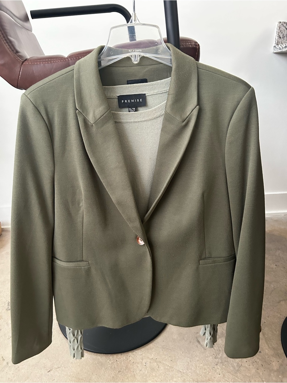 Jules & Leopold Olive Green Women's Tailored Blazer & Sweater Set